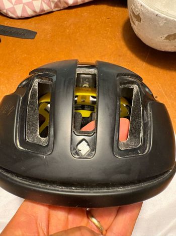 Used Sweet Protection Falconer Aero 2Vi Mips Helmet 2025 bike — image 4 of 13