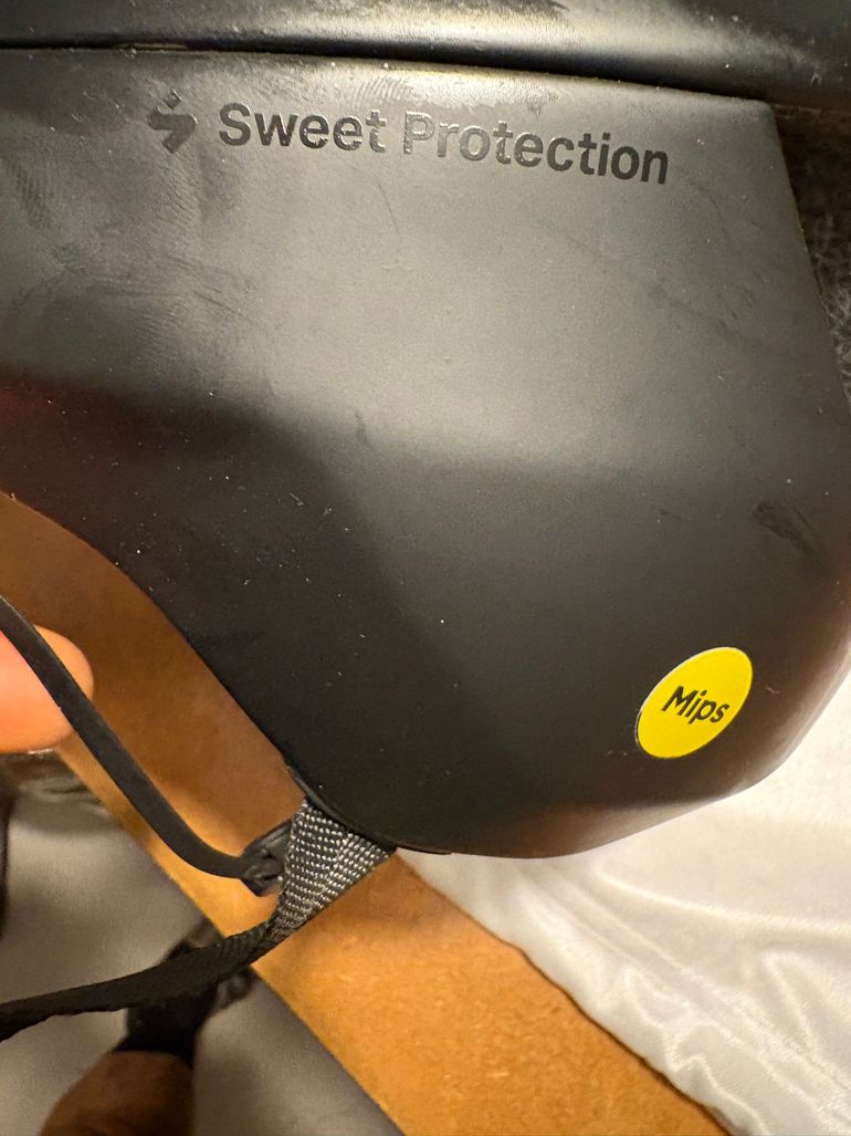 Used Sweet Protection Falconer Aero 2Vi Mips Helmet 2025 bike — image 3 of 13