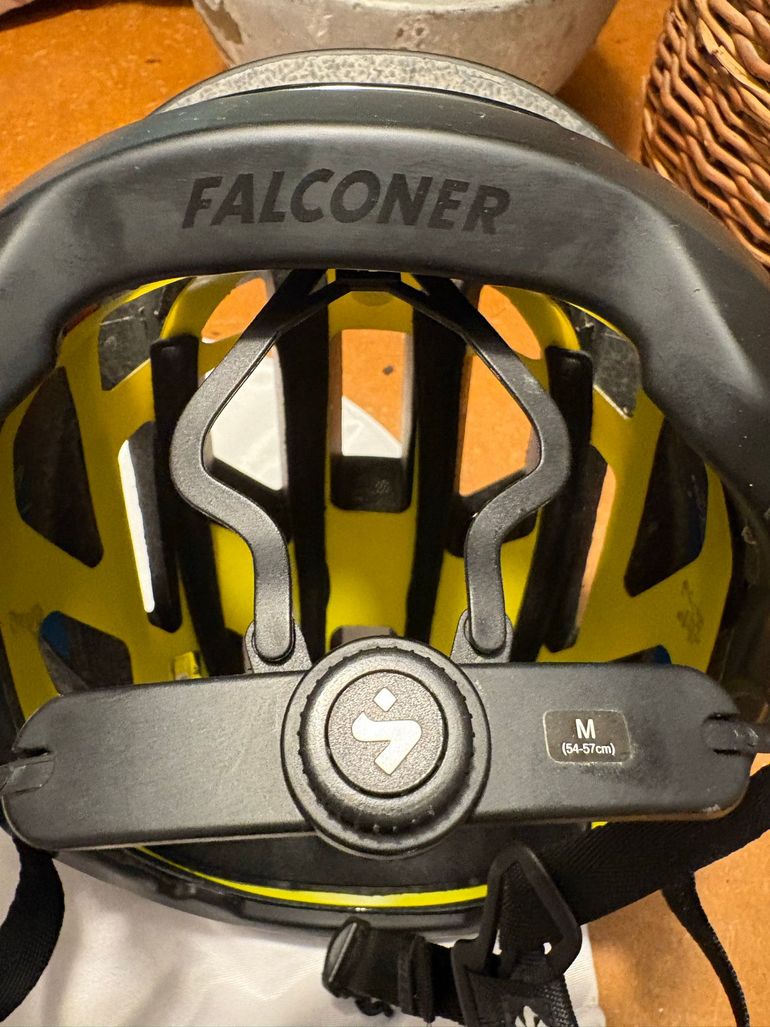 Used Sweet Protection Falconer Aero 2Vi Mips Helmet 2025 bike — image 5 of 13