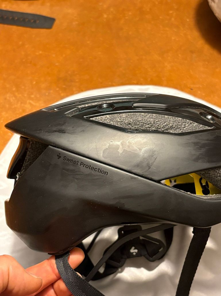 Used Sweet Protection Falconer Aero 2Vi Mips Helmet 2025 bike — image 7 of 13