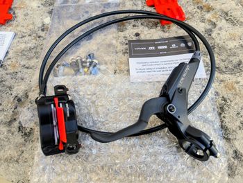 Used Hayes Dominion T4 2026 bike — image 4 of 6