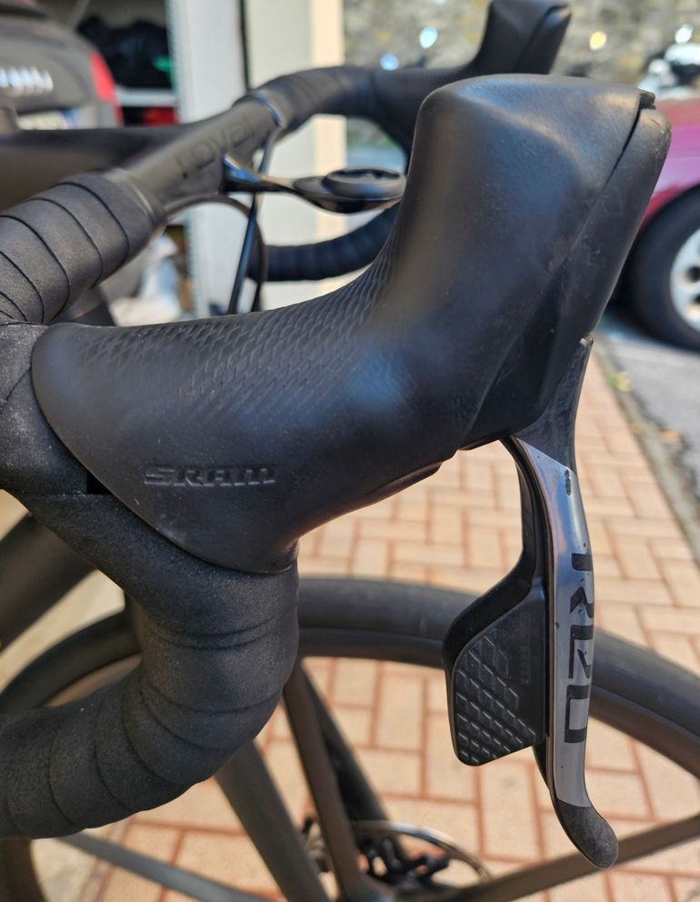 Used Sram Red AXS 12-speed bike — image 2 of 4