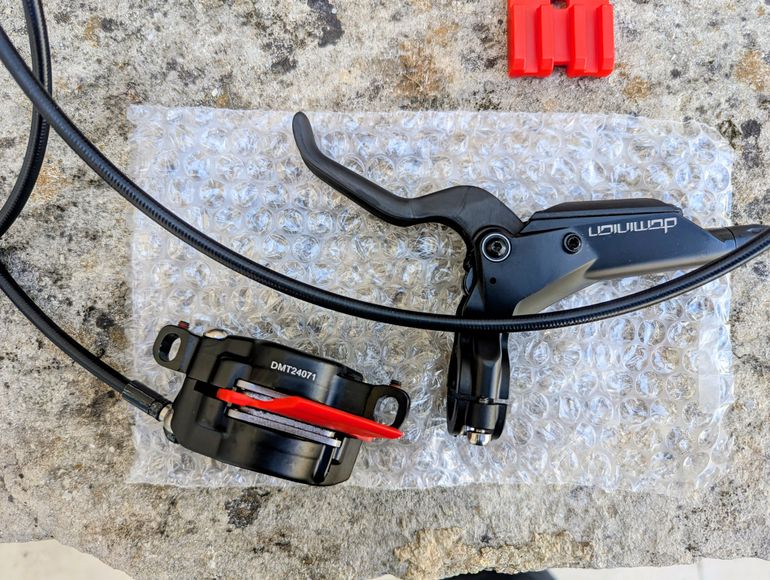 Used Hayes Dominion T2 2026 bike — image 4 of 6