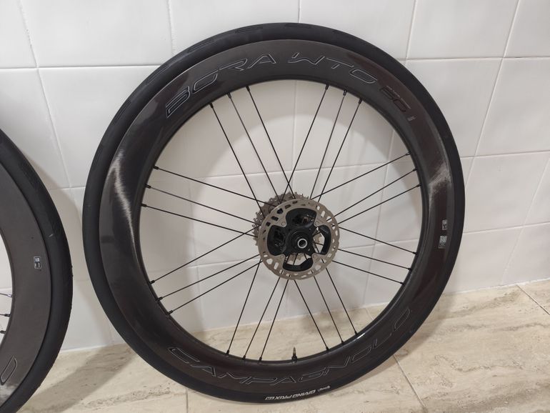 Used Campagnolo Bora Wto 60 Disc 2023 bike — image 11 of 14