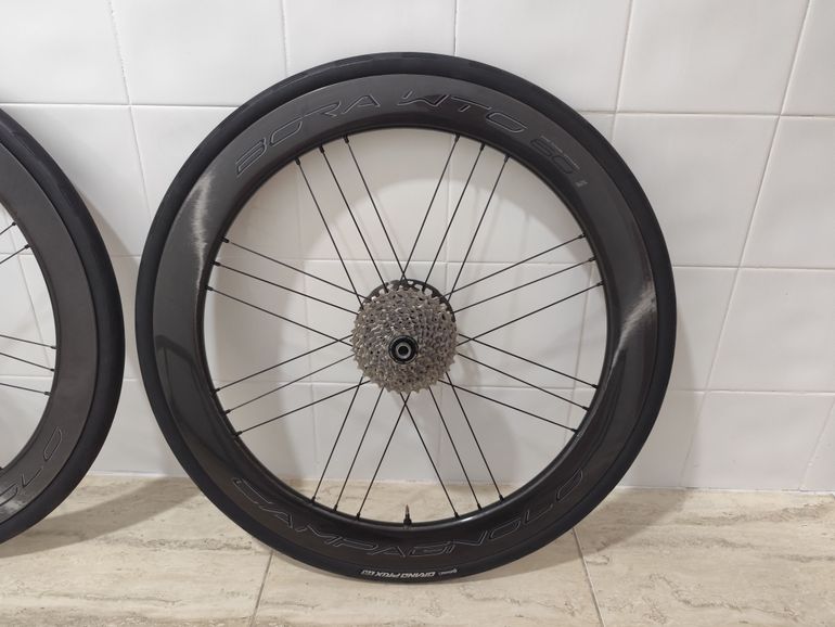 Used Campagnolo Bora Wto 60 Disc 2023 bike — image 9 of 14