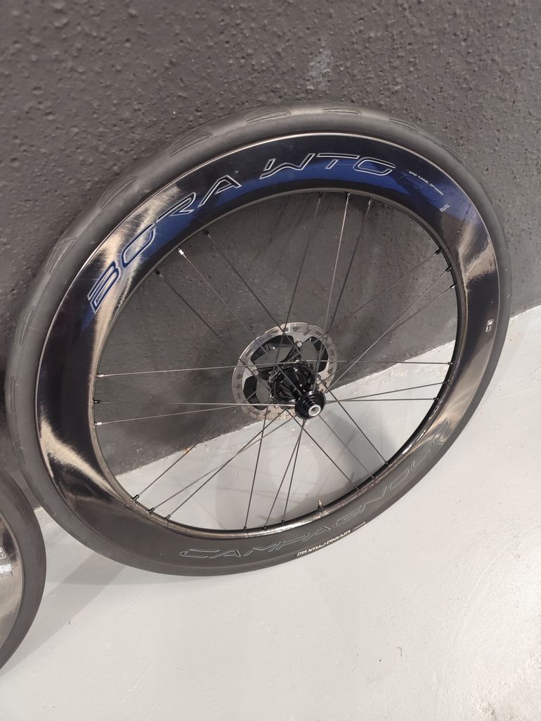 Used Campagnolo Bora Wto 60 Disc 2023 bike — image 2 of 14