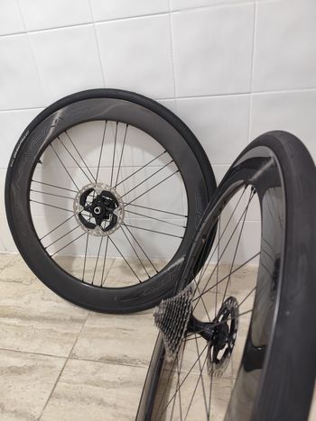 Used Campagnolo Bora Wto 60 Disc 2023 bike — image 7 of 14