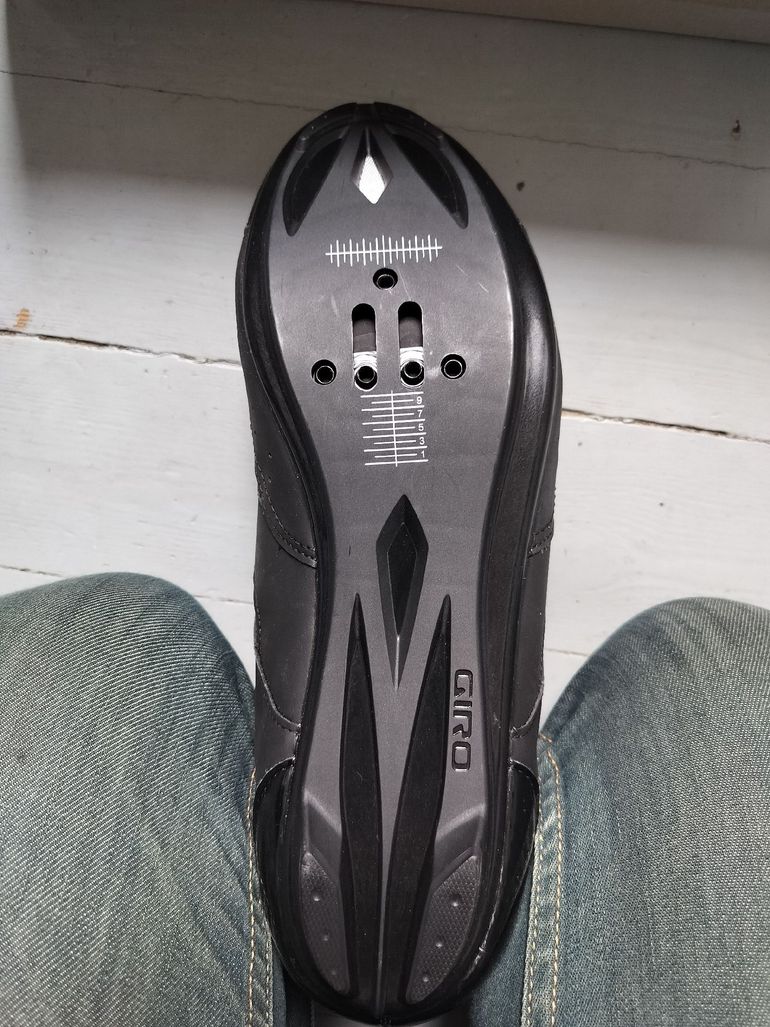 Used Giro Savix Road Cycling Shoes bike — image 4 of 5