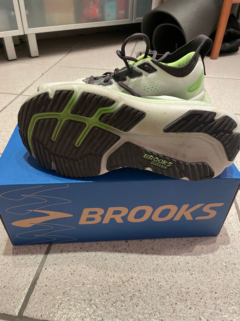 Used Brooks Glycerin 23 2026 bike — image 3 of 3