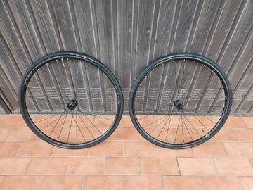 Shimano cerchi bici da corsa Wheels usato