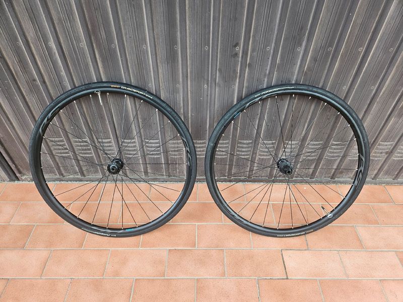 Gebrauchtes Shimano cerchi bici da corsa Wheels