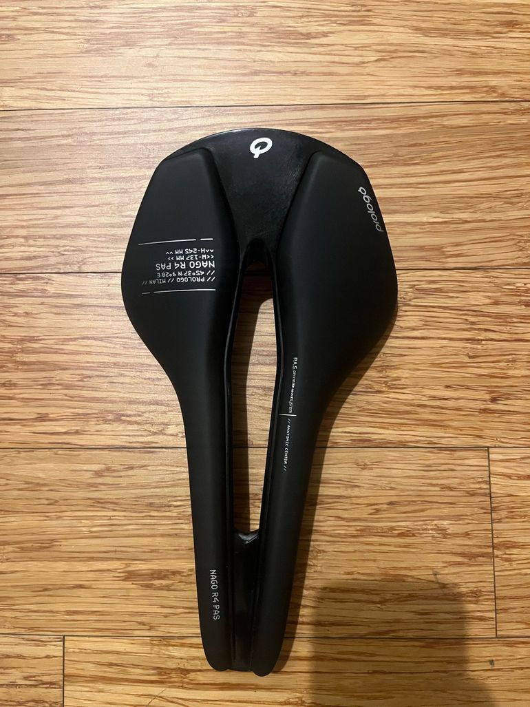 Used Prologo Nago R4 Pas 2025 bike — image 1 of 4