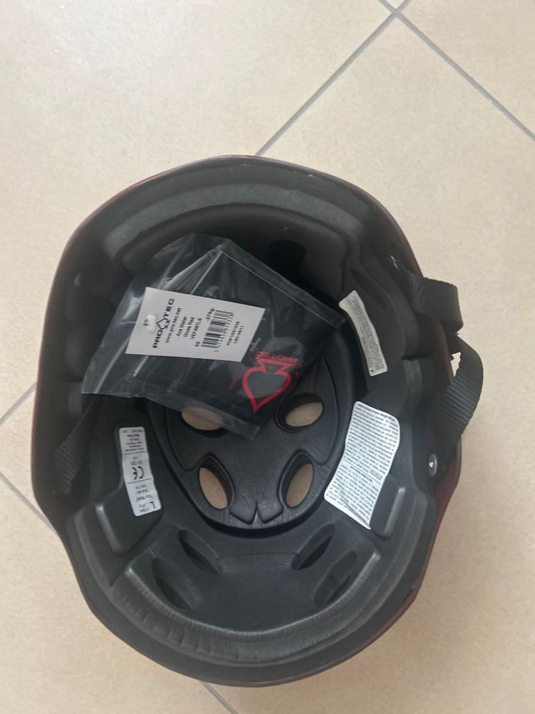 Używany Pro Caschetto Helmet 2022 bike — zdjęcie 1 z 3