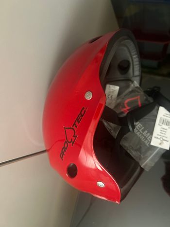 Używany Pro Caschetto Helmet 2022 bike — zdjęcie 2 z 3