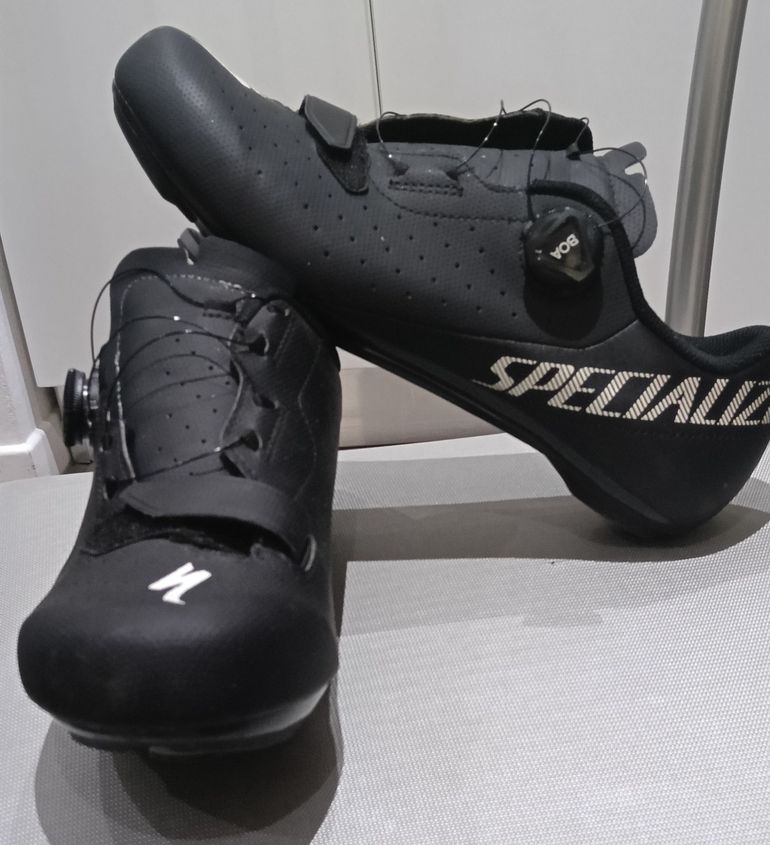 Used Specialized Torch 1.0 Road Shoes 2024 bike — image 1 of 12