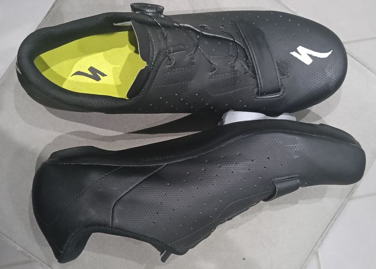 Used Specialized Torch 1.0 Road Shoes 2024 bike — image 6 of 12