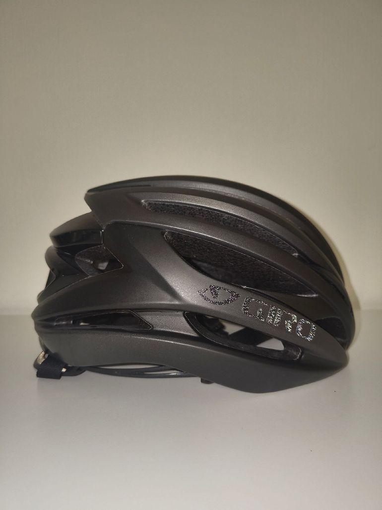 Used Giro Syntax 2025 bike — image 3 of 5