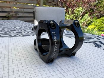 Used Industry Nine A35 Vorbau bike