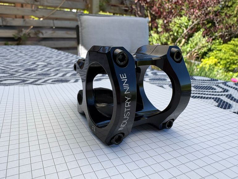 Used Industry Nine A35 Vorbau bike — image 1 of 3