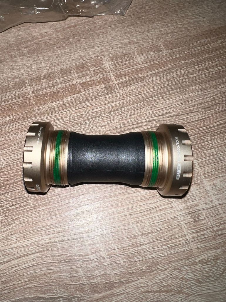 Used Fsa Megaexo BB- 8000/ 6000 bike — image 2 of 3