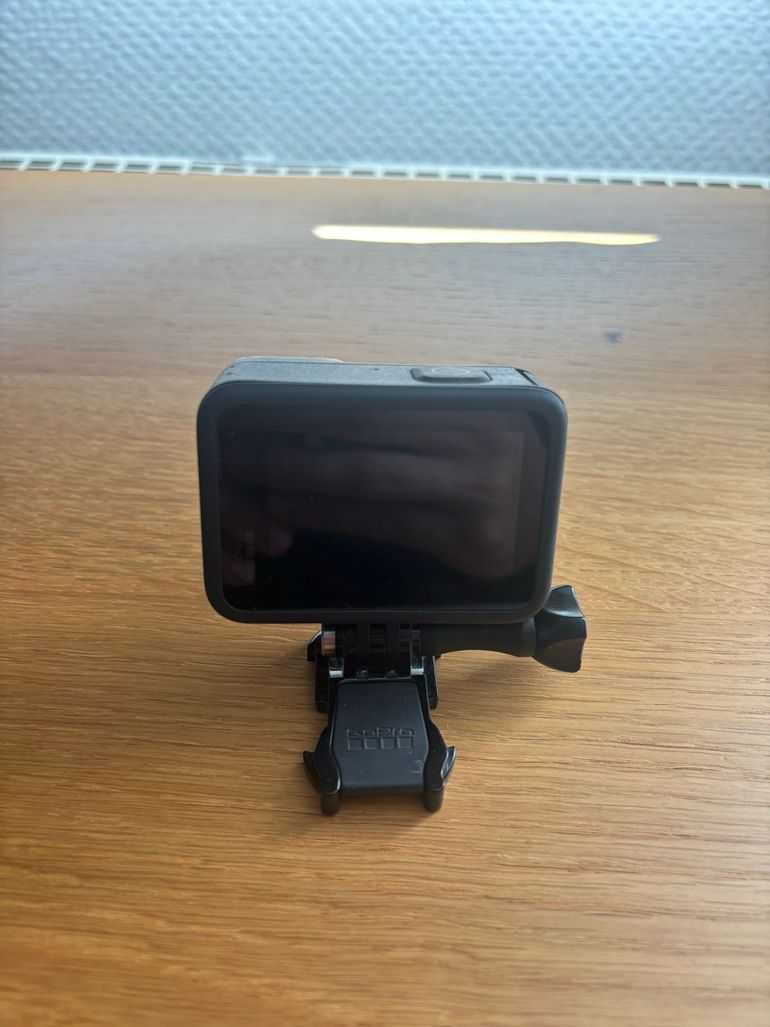 Used GoPro Hero 10 2022 bike — image 3 of 4