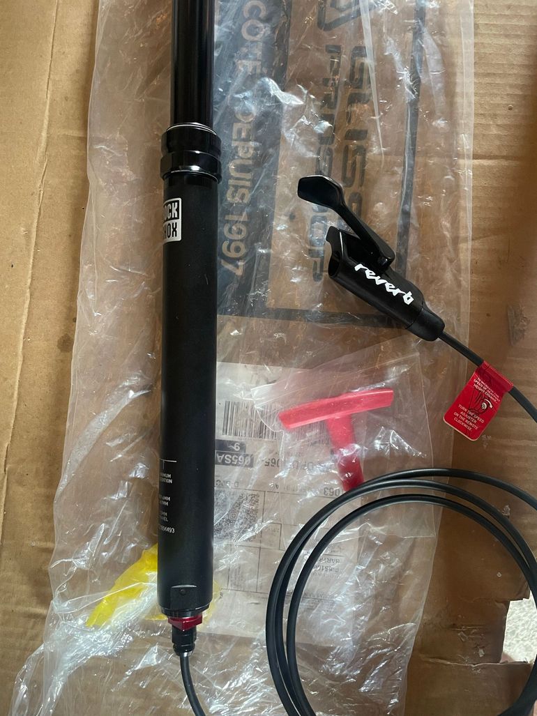 Used RockShox Reverb 175mm 2025 bike — image 1 of 4