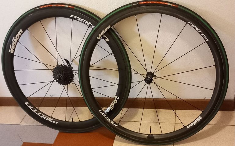 Used Vision METRON 30/40 Wheels 2019 bike — image 1 of 4