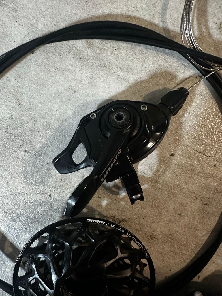 Used Sram GX DH 7v 2024 bike — image 8 of 8