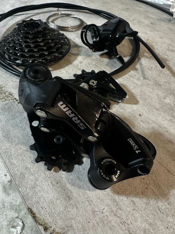 Used Sram GX DH 7v 2024 bike — image 2 of 8