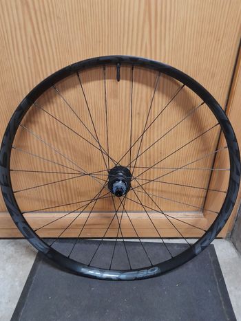Used Raceface Arc 30 bike — image 3 of 6
