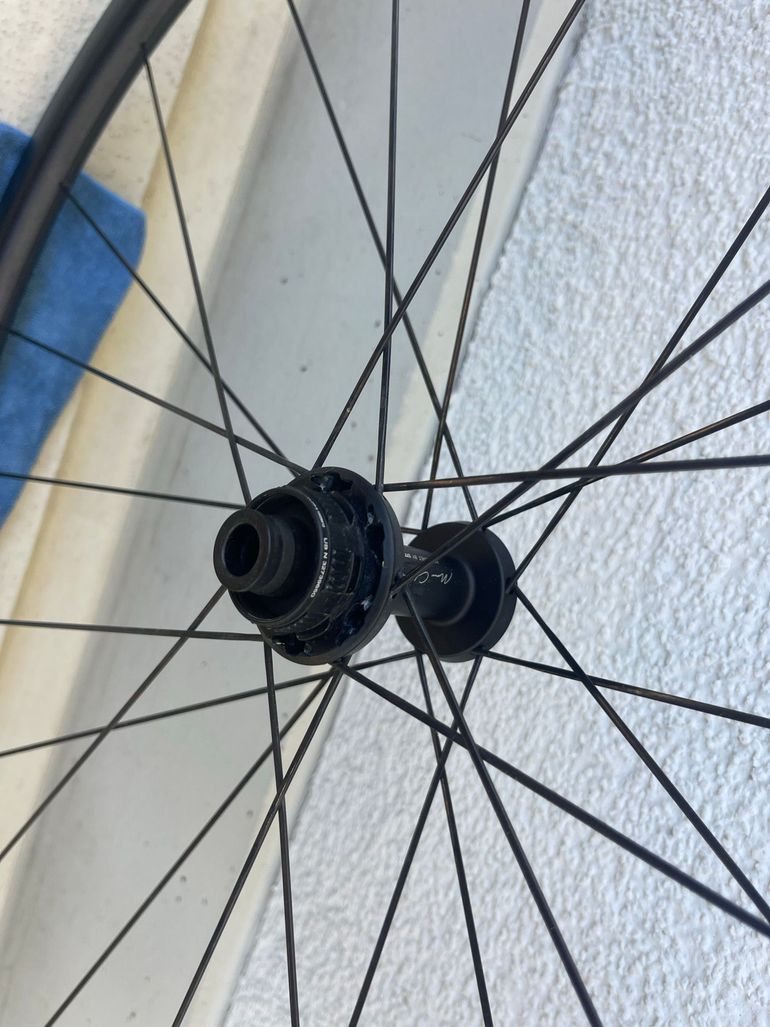 Used Dt Swiss PRC 1100 MON CHASSERAL bike — image 10 of 13