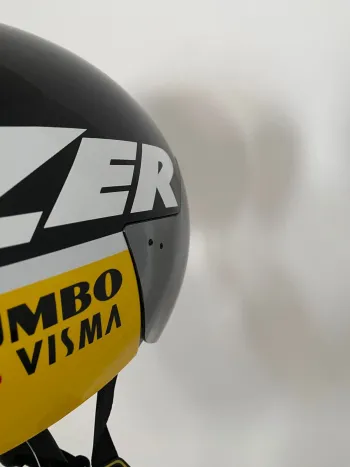 Used Lazer Crono mod victor 2020 bike — image 8 of 16