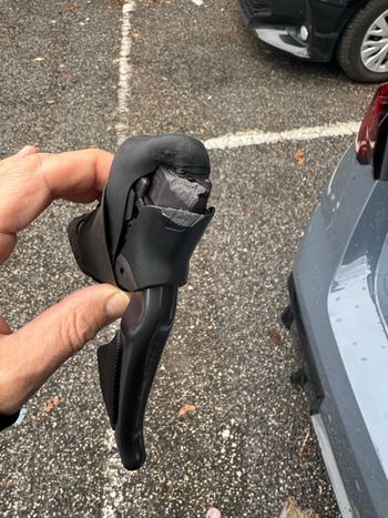 Used Shimano Ultegra ST-R8170 12-speed Shifter/Disc Brake Lever 2025 bike — image 3 of 3