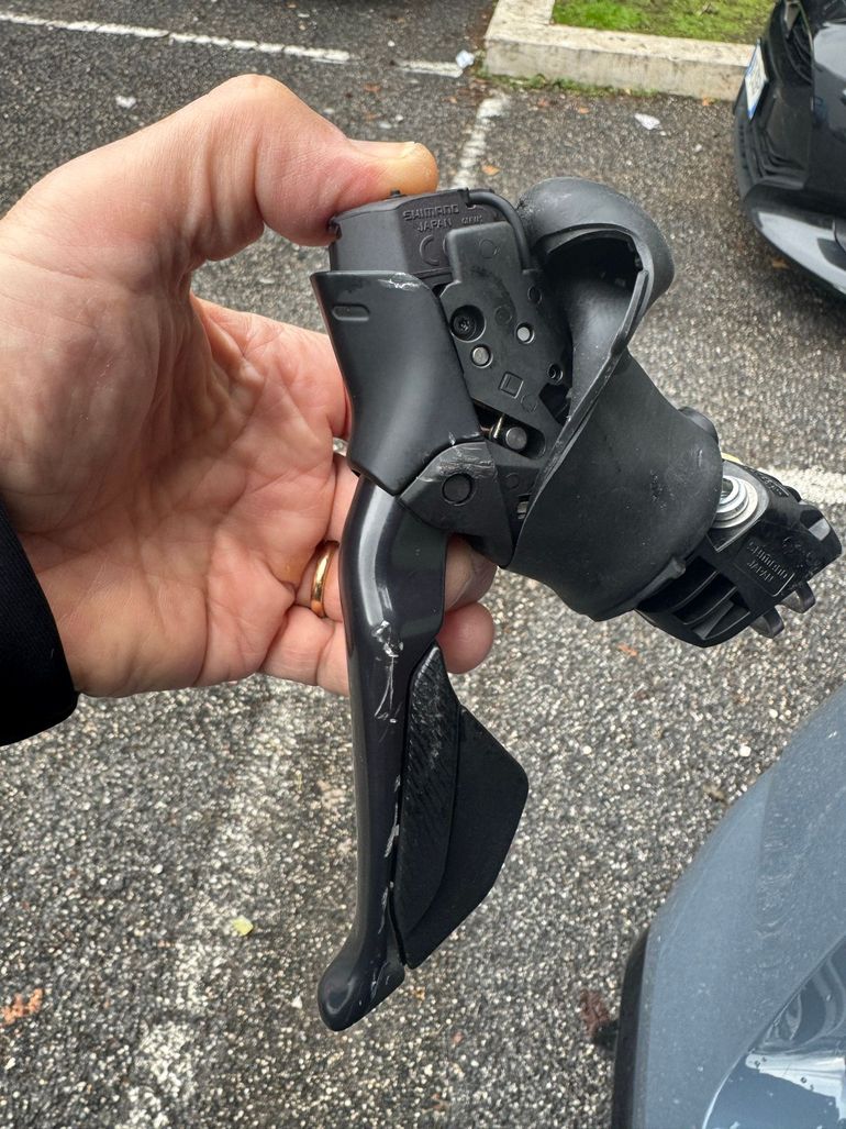 Used Shimano Ultegra ST-R8170 12-speed Shifter/Disc Brake Lever 2025 bike — image 2 of 3