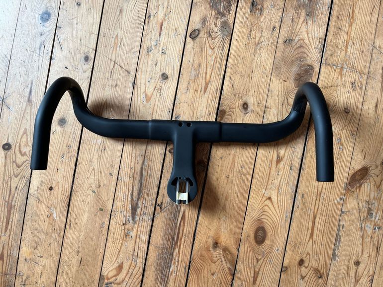 Used Basso Levita Integrated Handlebar/Stem bike — image 2 of 6
