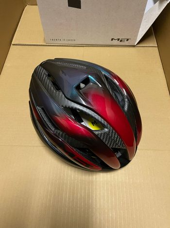 Used MET Trenta 3K Carbon MIPS Helmet bike