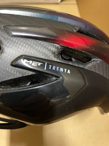 Used MET Trenta 3K Carbon MIPS Helmet bike — image 5 of 5