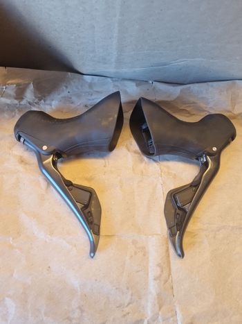 Used Shimano Ultegra DI2 11s hydra disk 2024 bike — image 5 of 8