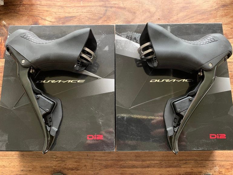 Used Shimano New Dura Ace DI2 11s hydra disk 2026 bike — image 2 of 4