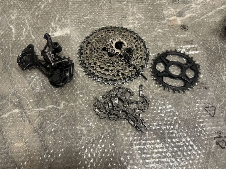 Used Shimano XT Complete Groupset bike — image 1 of 7