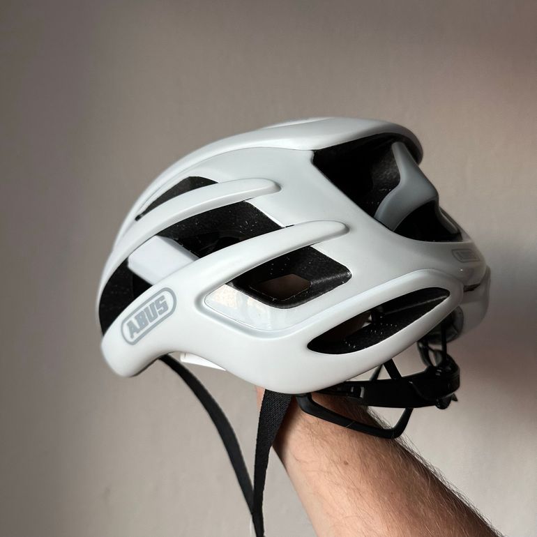 Used ABUS Airbreaker Polar White Matt Helmet Medium bike — image 3 of 12