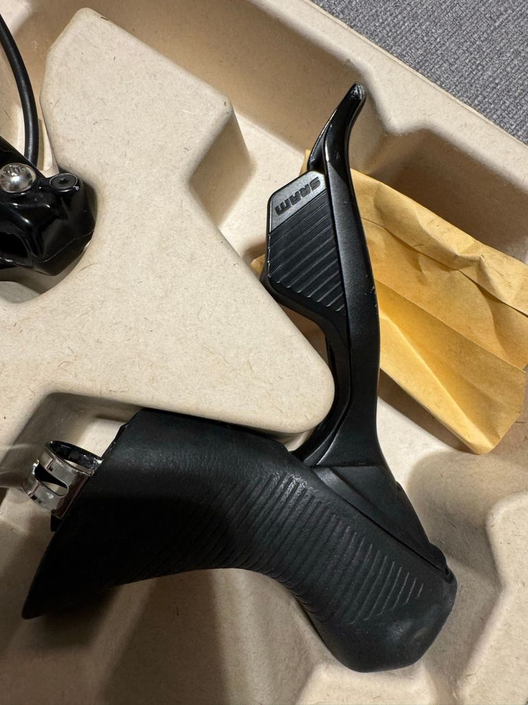 Used Sram Rival XPLR eTap 12-speed 2022 bike — image 7 of 17