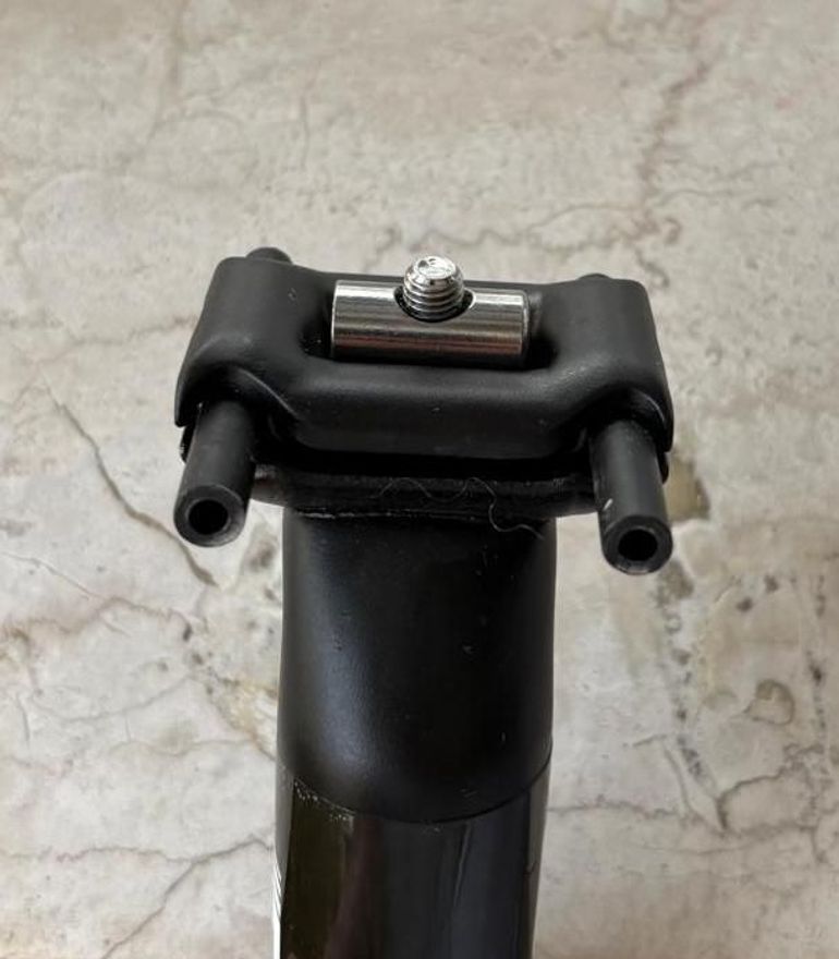 Used Fsa Team Issue Seatpost 31.6 x 350mm (SL-270/CW) bike — image 2 of 6