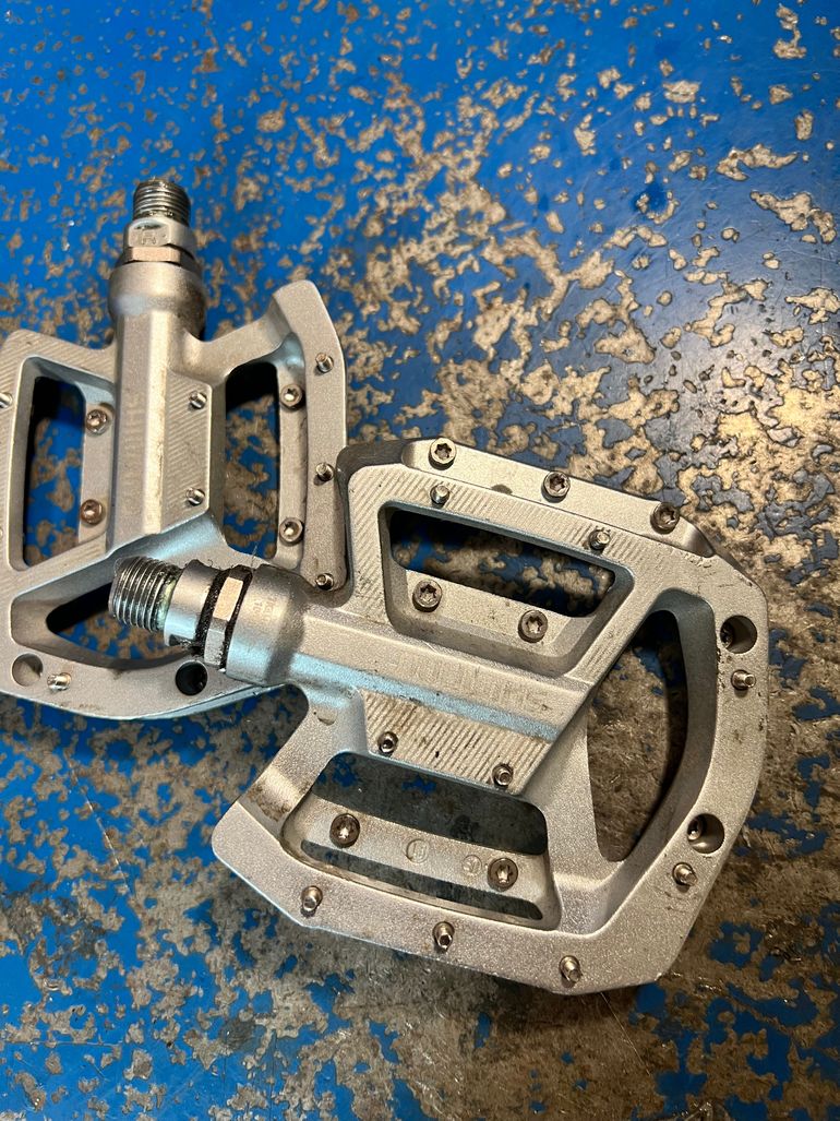 Used Shimano GR500 Flat Pedals Argento 2026 bike — image 2 of 2