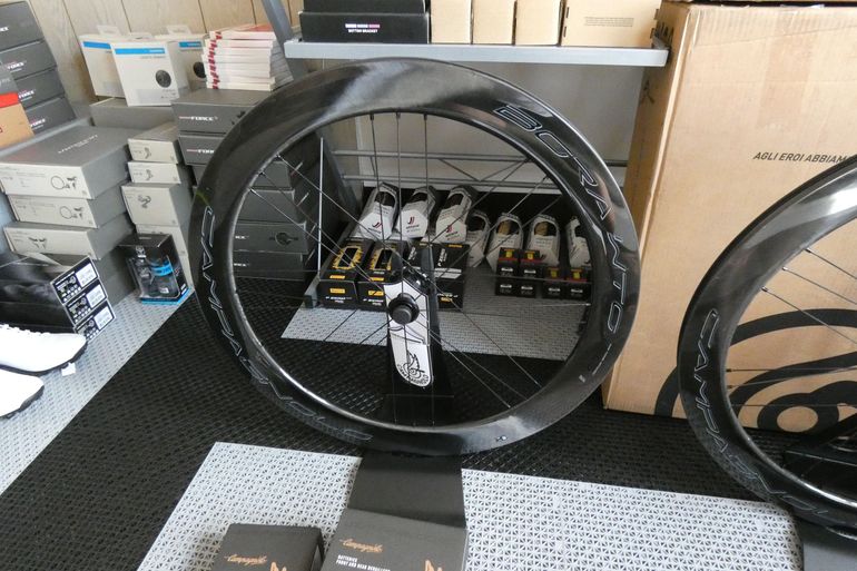 Used Campagnolo Super Record WRL 12 bike — image 14 of 15