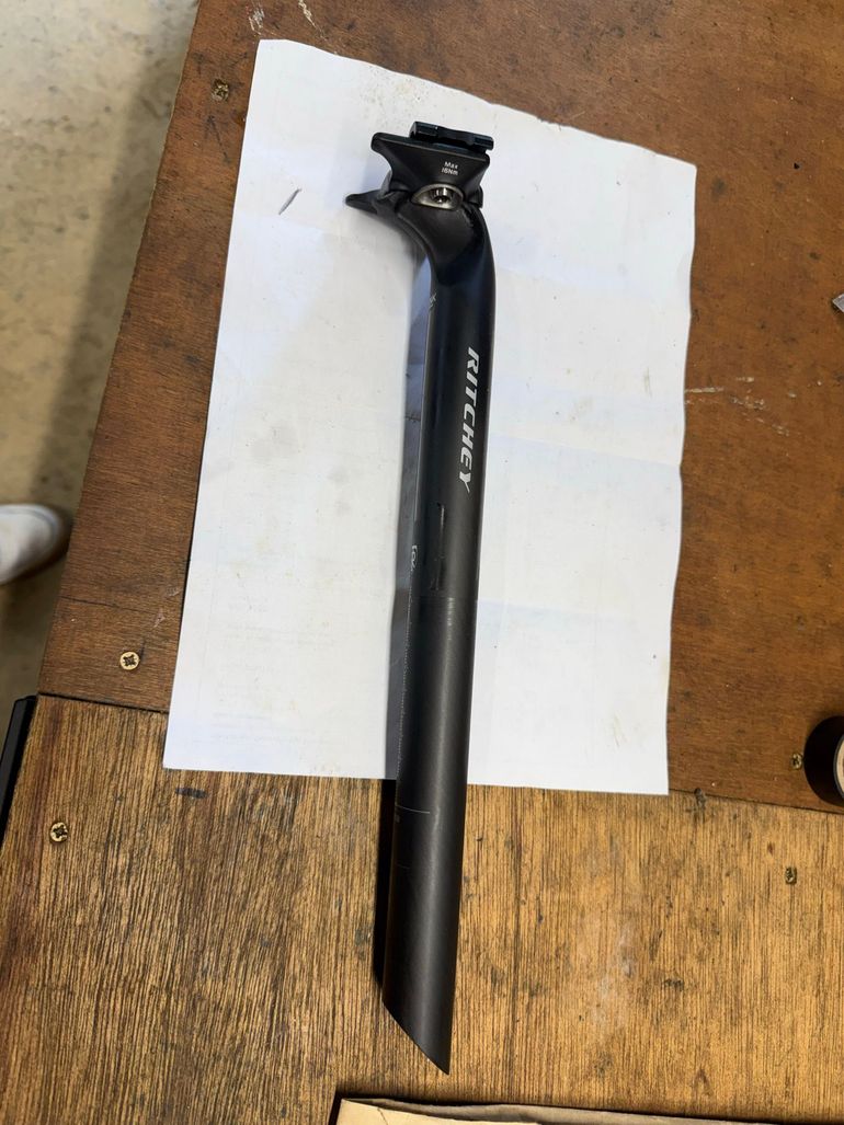 Used Ritchey WCS Carbon Link Flexlogic Seatpost 350mm 2025 bike — image 3 of 5