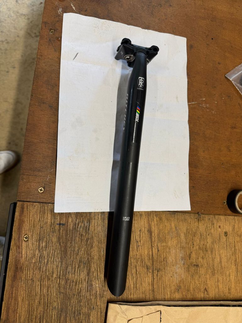Used Ritchey WCS Carbon Link Flexlogic Seatpost 350mm 2025 bike — image 1 of 5