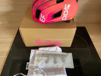 Used POC CYTAL EF Helmet 2025 bike — image 4 of 4