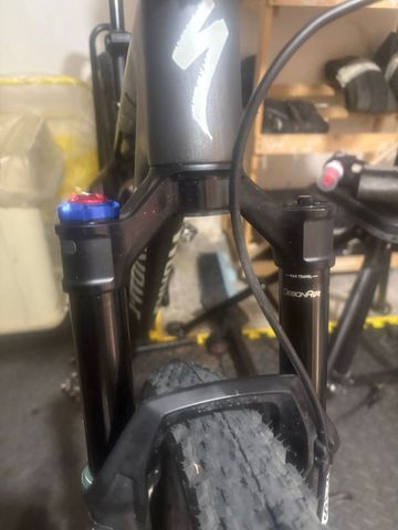 Used RockShox sid brain ultimate 110 2023 bike — image 5 of 11