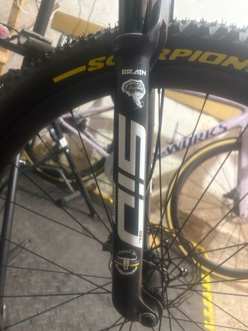 Used RockShox sid brain ultimate 110 2023 bike — image 3 of 11